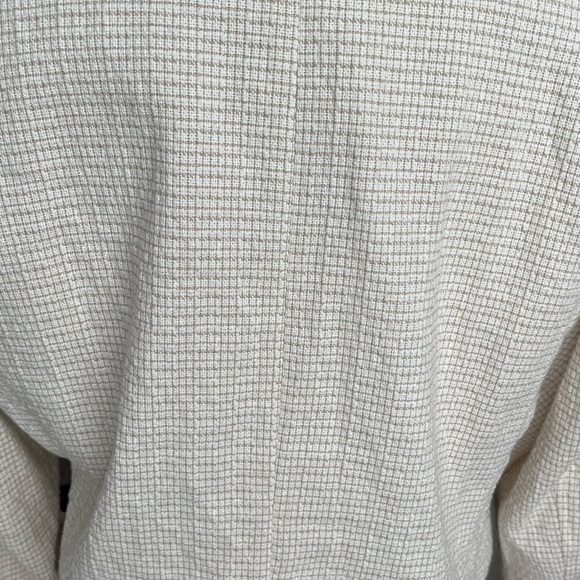 Sassy Cute Summer Short & Jacket Set! Necklace not included. - Picture 8 of 10